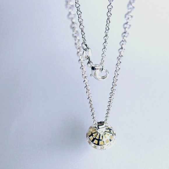 Silver Plated Pendant & Round Basket Weave Cage - Picture 11 of 13